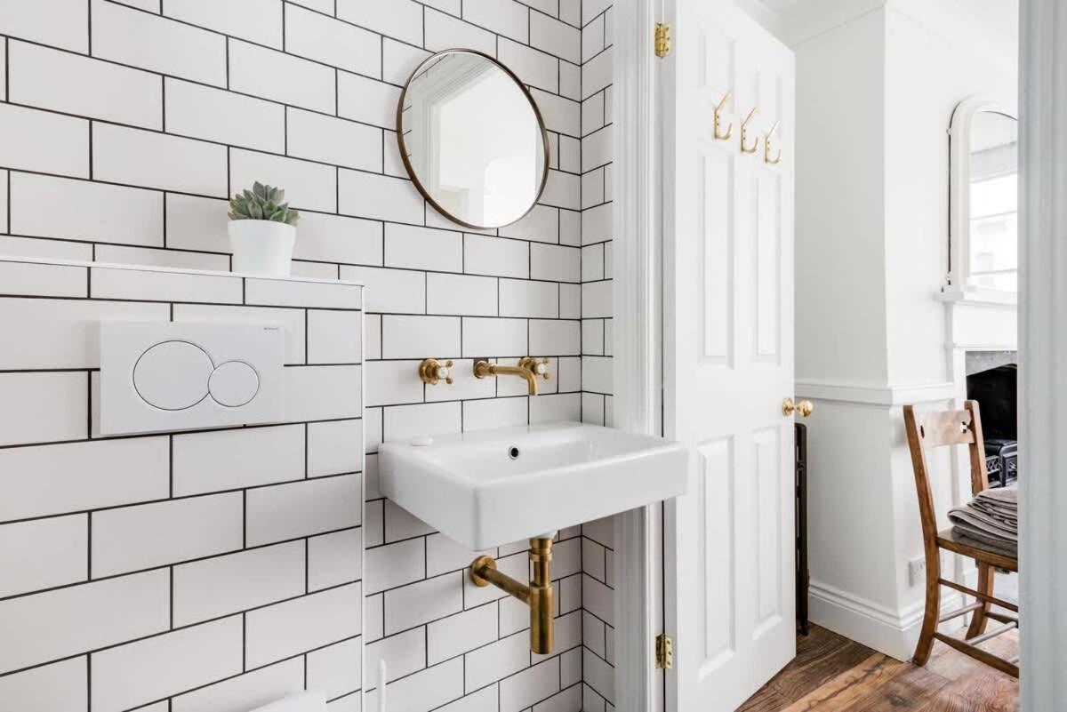 Central Georgian Townhouse With Free Parking Bath Buitenkant foto
