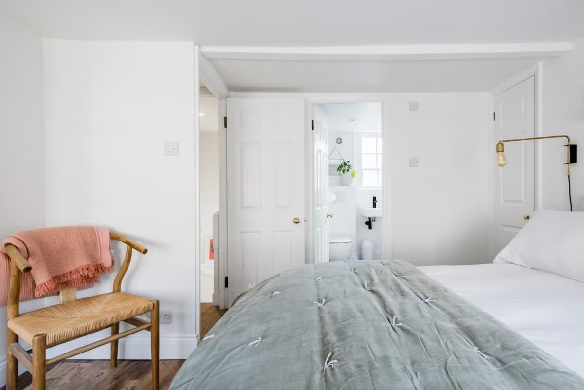 Central Georgian Townhouse With Free Parking Bath Buitenkant foto